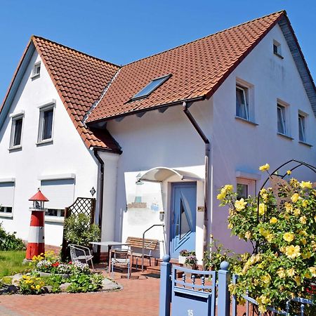 Ferienwohnungen In Baabe Beim Fischer Esterno foto